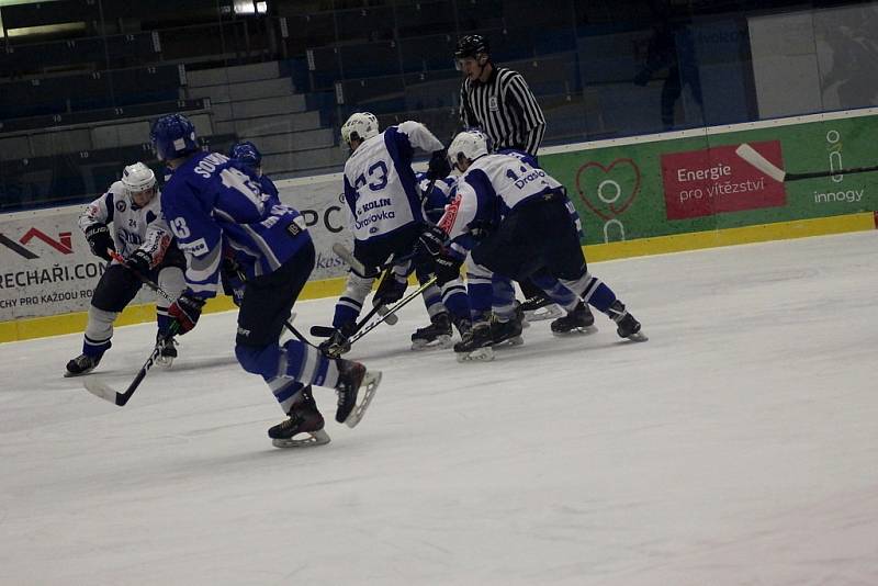 Z hokejového utkání play off Krajské ligy Kolín B - Kralupy n. V. (2:4).