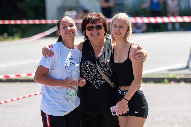 Z jubilejního 20. ročníku Streetball cupu v Kolíně.