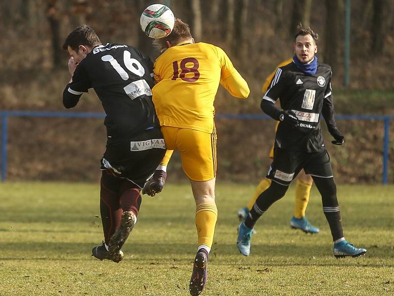 Z přípravného utkání FK Kolín - Dukla Praha B (0:6).