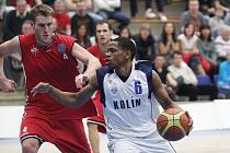 Z utkání nadstavby BC Kolín - Brno (85:74).