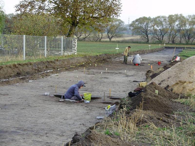 Archeologický průzkum v Cerhenicích