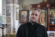 Alexander Kalašniko, rodák z Ukrajiny a žalmista v kostele sv. Jana Křtitele v Kolíně.