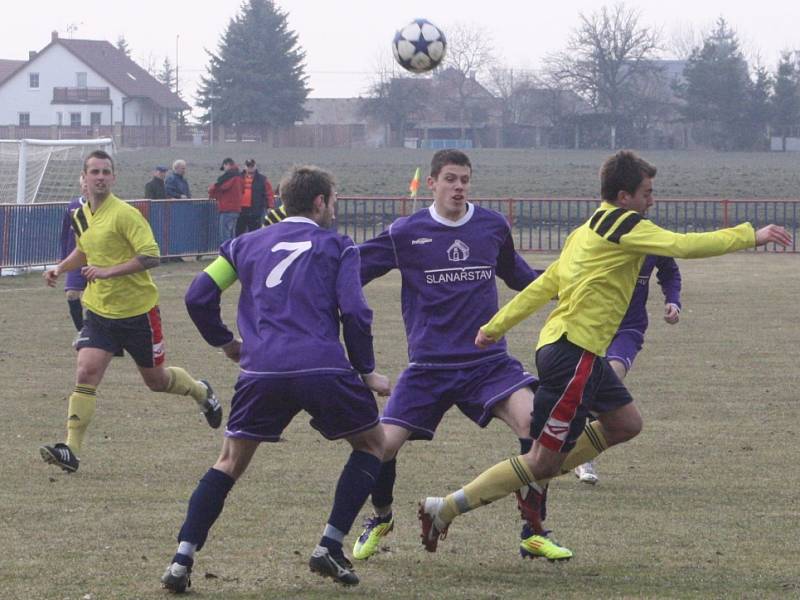 Z utkání Jestřabí Lhota - Libodřice (1:0).