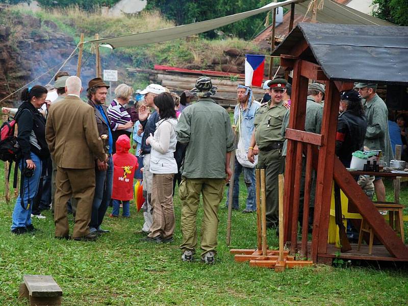  Svazarmovský den na hradbách v Českém Brodě