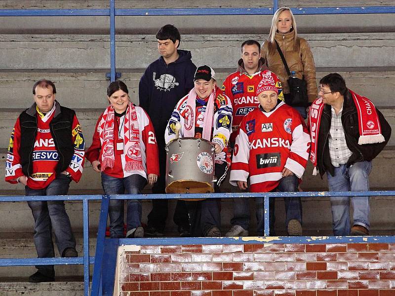 Finále české ženské hokejové ligy 2010/2011. Slavia vs Karviná (5:2 a 6:0). Slavia slaví pátý titul vřadě.