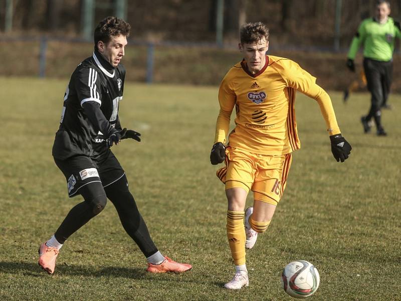 Z přípravného utkání FK Kolín - Dukla Praha B (0:6).