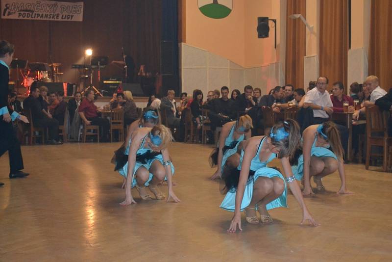Čtvrtý ples Podlipanské hasičské ligy se uskutečnil v sobotu v sále Obecního domu v Radimi