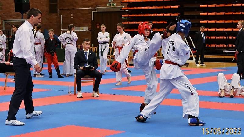 Borci kolínské Taekwondo ITF školy Silla se zúčastnili MČR v Nymburce