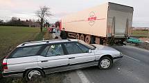 Vážná nehoda na výjezdu z Kolína směrem na Čáslav. 