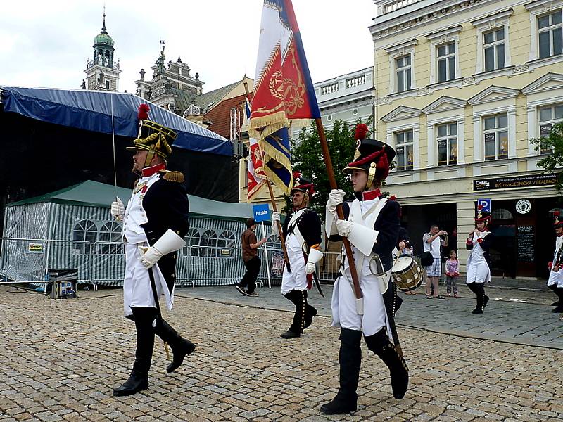 Hlavní slavnostní průvod Kmochova Kolína 2012