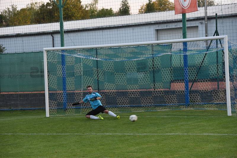 Z utkání Polepy - Mělník (2:2, PK 11:12).