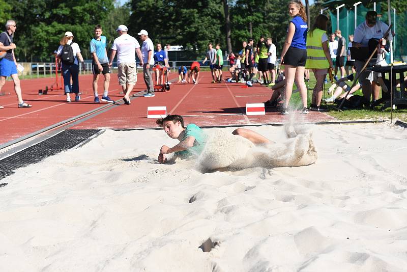 Žáci základních škol z kolínského regionu si užijí sportovní týden.