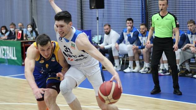 Třetí utkání semifinálové série NBL BC Kolín - Opava (79:67).