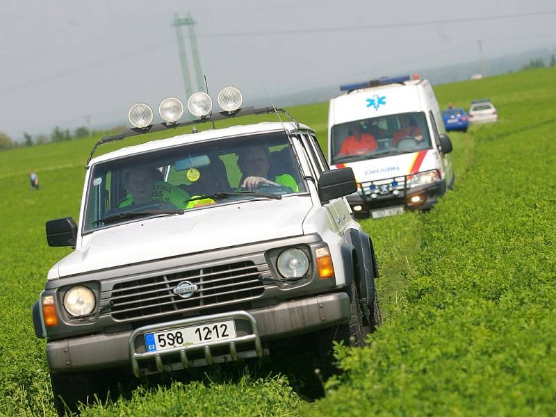 Při tandemovém seskoku se zranil dvaapadesátiletý muž