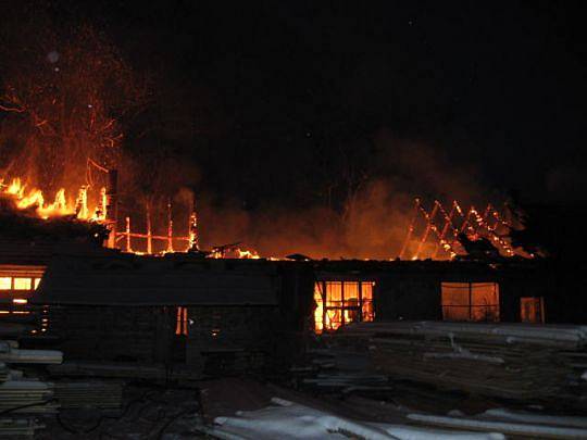 Požár v Klavarech. 19.2. 2009