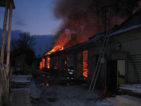 Požár v Klavarech. 19.2. 2009