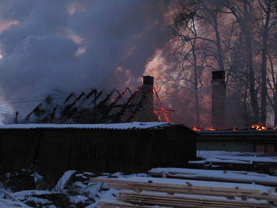 Požár v Klavarech. 19.2. 2009