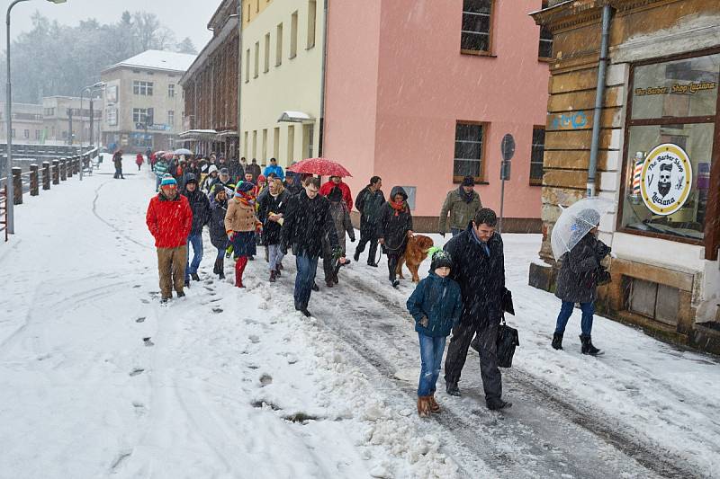 Úterní protest proti Babišovi a Ondráčkovi v Trutnově