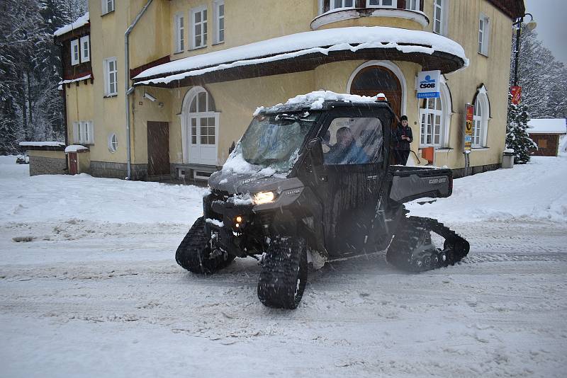 Sněhové podmínky jsou ve Špindlerově Mlýně na začátku prosince velice příznivé.