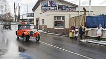 Veteran Car Club Dvůr Králové nad Labem pořádal v sobotu Tříkrálovou jízdu.