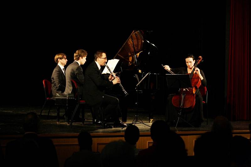 V Kulturním domě Střelnice došlo k představení dokumentu filmové režisérky a dokumentaristky Libuše Rudinské Morzin, Vivaldi a Vrchlabí.