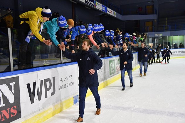 Cesta vrchlabských hokejistů letošní sezonou druhé ligy skončila v konferenčním semifinále play off.