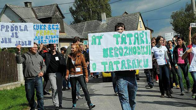 Demonstrace za restauraci U Prďoly v Kuksu
