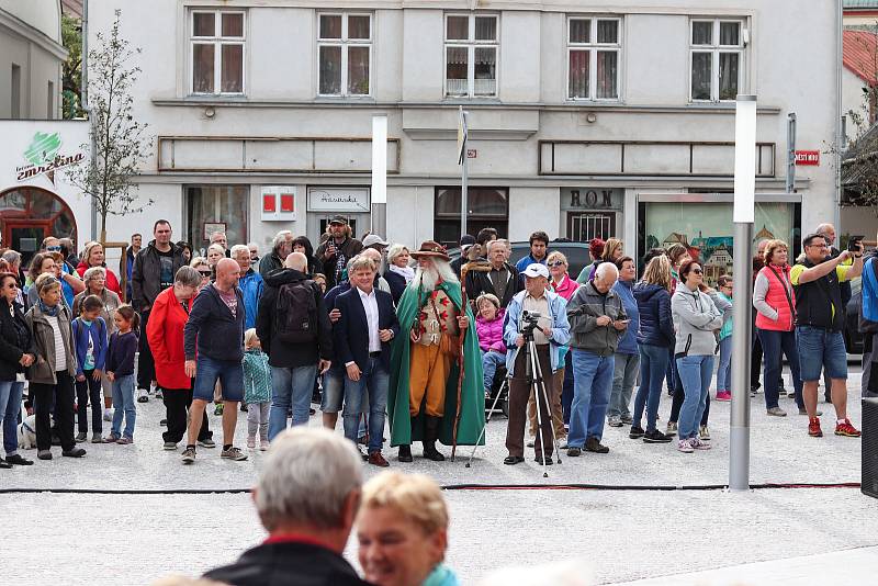 Slavnostní otevření náměstí Míru ve Vrchlabí.