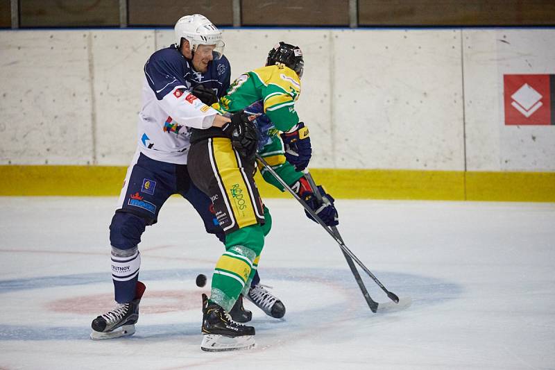 Hokejové derby Trutnov - Dvůr Králové (4:3).