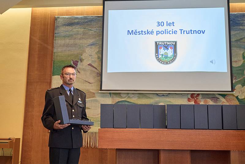 Městská policie v Trutnově si připomněla 30 let existence.