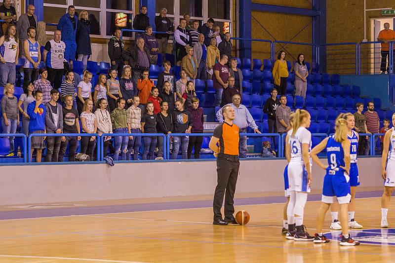 Ženská basketbalová liga: BK Loko Trutnov - U19 Chance Strakonice 84:59.