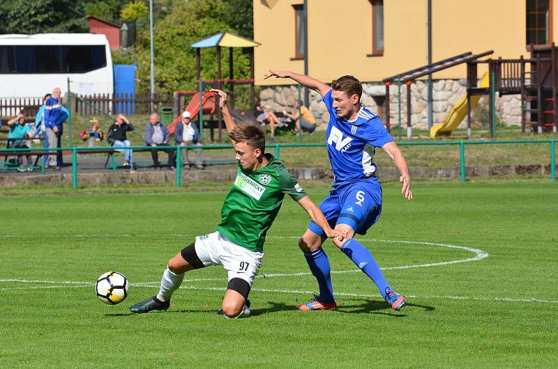 Fotbalisté Dvora Králové prohráli divizní duel na hřišti Velkých Hamrů 2:4.