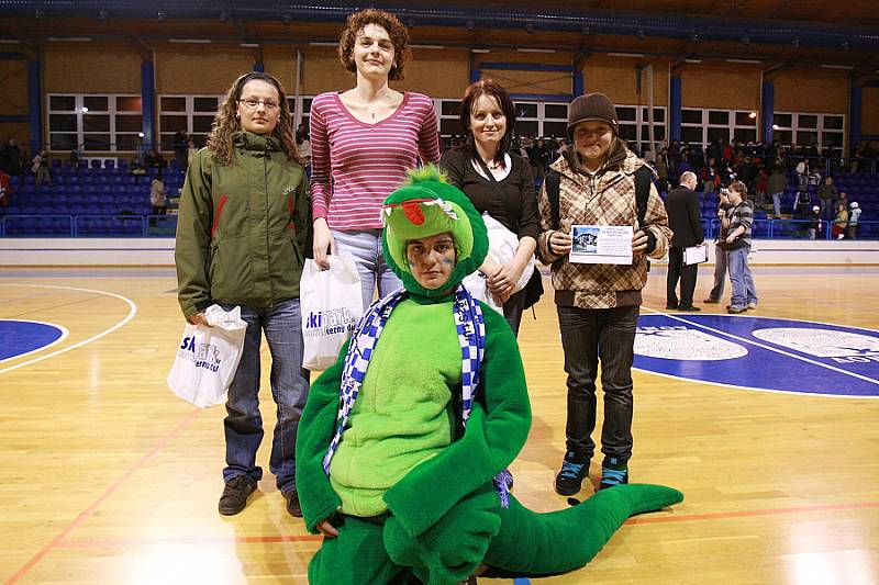 2. čtvrtfinále play off ŽBL: Kara Trutnov - BK Czech coal Aldast Strakonice.