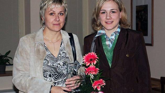 Karolína Erbanová s maminkou Simonou.