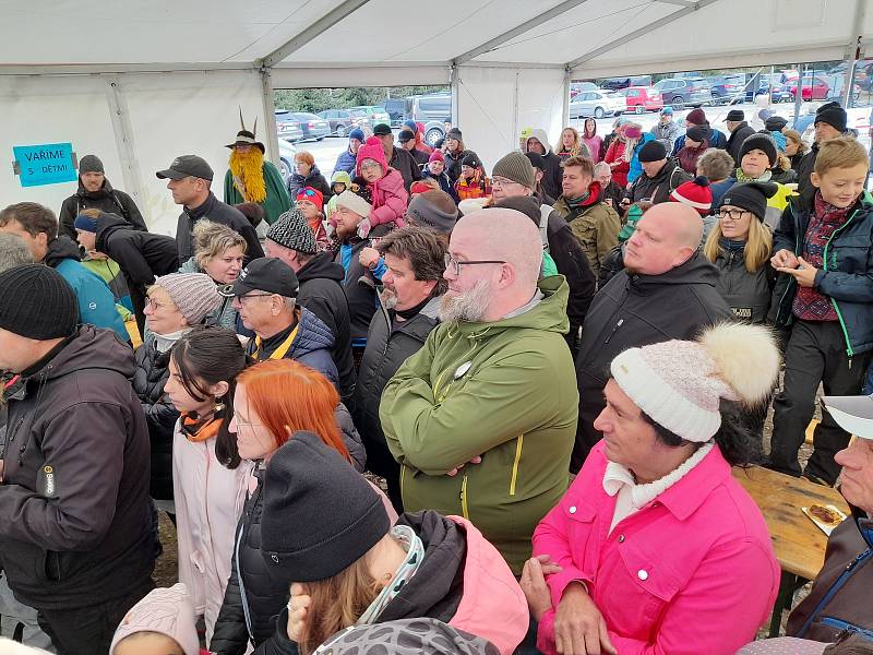 V sobotu se konala na parkovišti na Pomezních Boudách gastronomická akce Maloúpská vařečka.