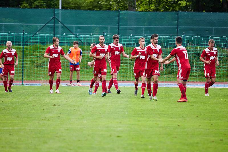 Dvorští fotbalisté stejně jako loni vyhráli derby Krkonoš.