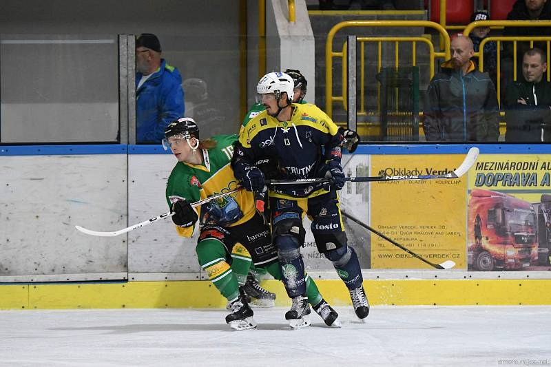 Hokejové druholigové derby Dvůr Králové - Trutnov (3:1).