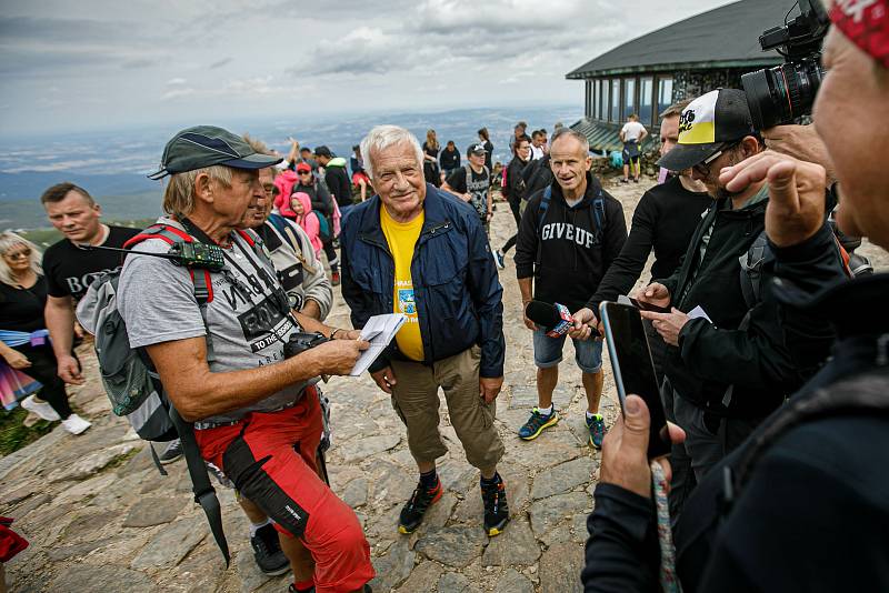 Bývalý prezident Václav Klaus při Svatovavřinecké pouti na Sněžce.