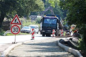 V Hertvíkovicích vzniká cyklostezka s chodníkem podél silnice I/14.