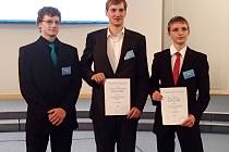 Úspěšní studenti královédvorského gymnázia se dokázali prosadit na celostátní odborné soutěži v Brně.