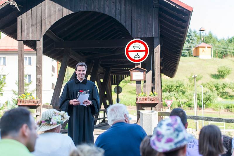 V Suchovršicích uctili památku mistra Jana Husa.