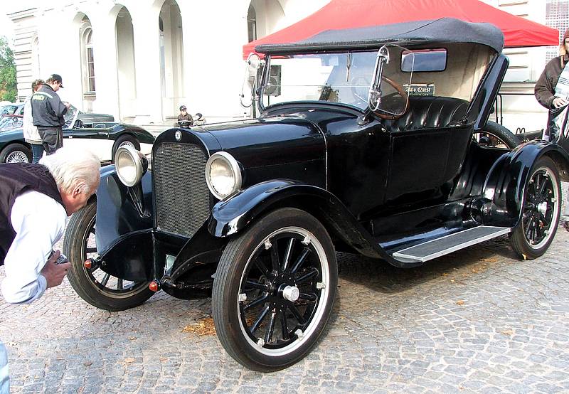 30. výročí Veteran car clubu ve Dvoře Králové - závod Než vypustíme vodu z chladiče