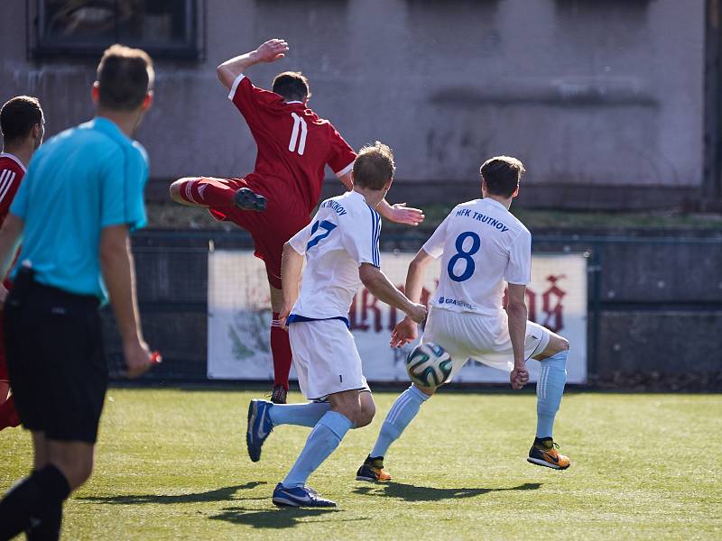 Divizní fotbalové derby: MFK Trutnov - TJ Dvůr Králové nad Labem.