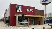 Z výstavby restaurace KFC v Trutnově.