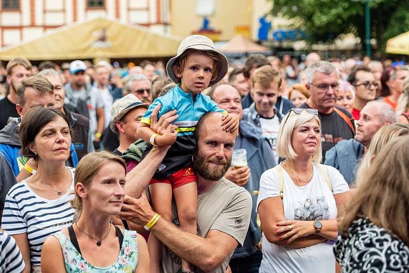 Krkonošské pivní slavnosti se konaly v sobotu na náměstí TGM ve Vrchlabí.