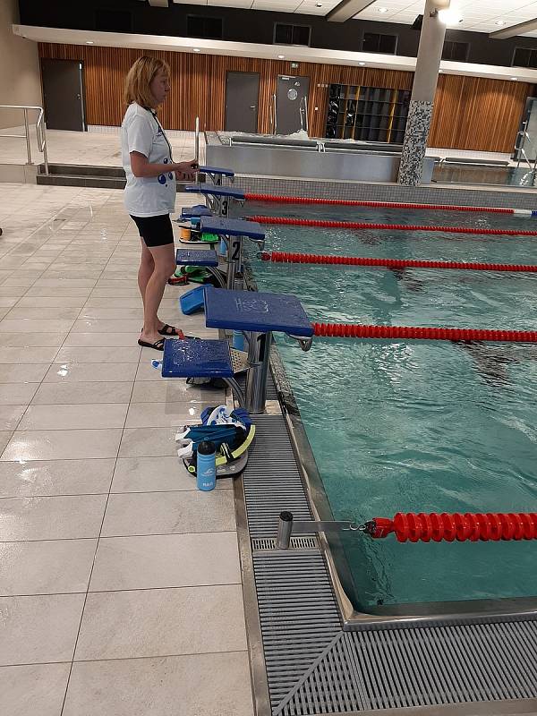 Trutnovští plavci otestovali v rámci bazénových zkoušek nové Aquacentrum Vrchlabí.
