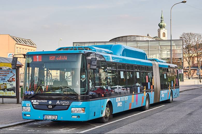 Třicetitisícový Trutnov je tak dlouhý, že MHD opravdu potřebuje 