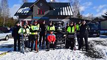 Policejní SKI hlídky dohlížely na bezpečnost lyžařů