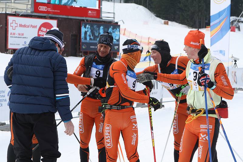 V sobotu se uskutečnil 63. ročník nejstaršího českého závodu běžkařů Krkonošská 70. Start a cíl byl v lyžařském středisku Svatý Petr ve Špindlerově Mlýně.