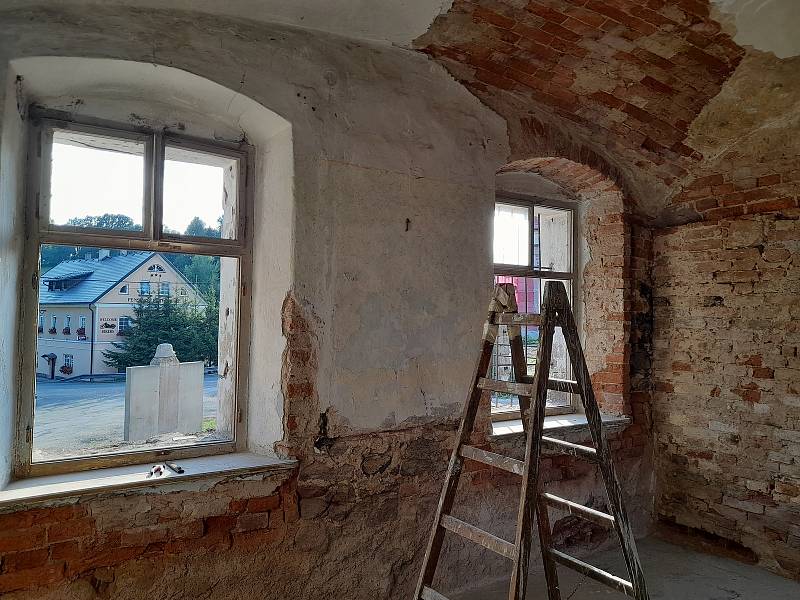 Architekt Josef Smutný pokračuje v obnově památkově chráněného pivovaru v Rudníku.